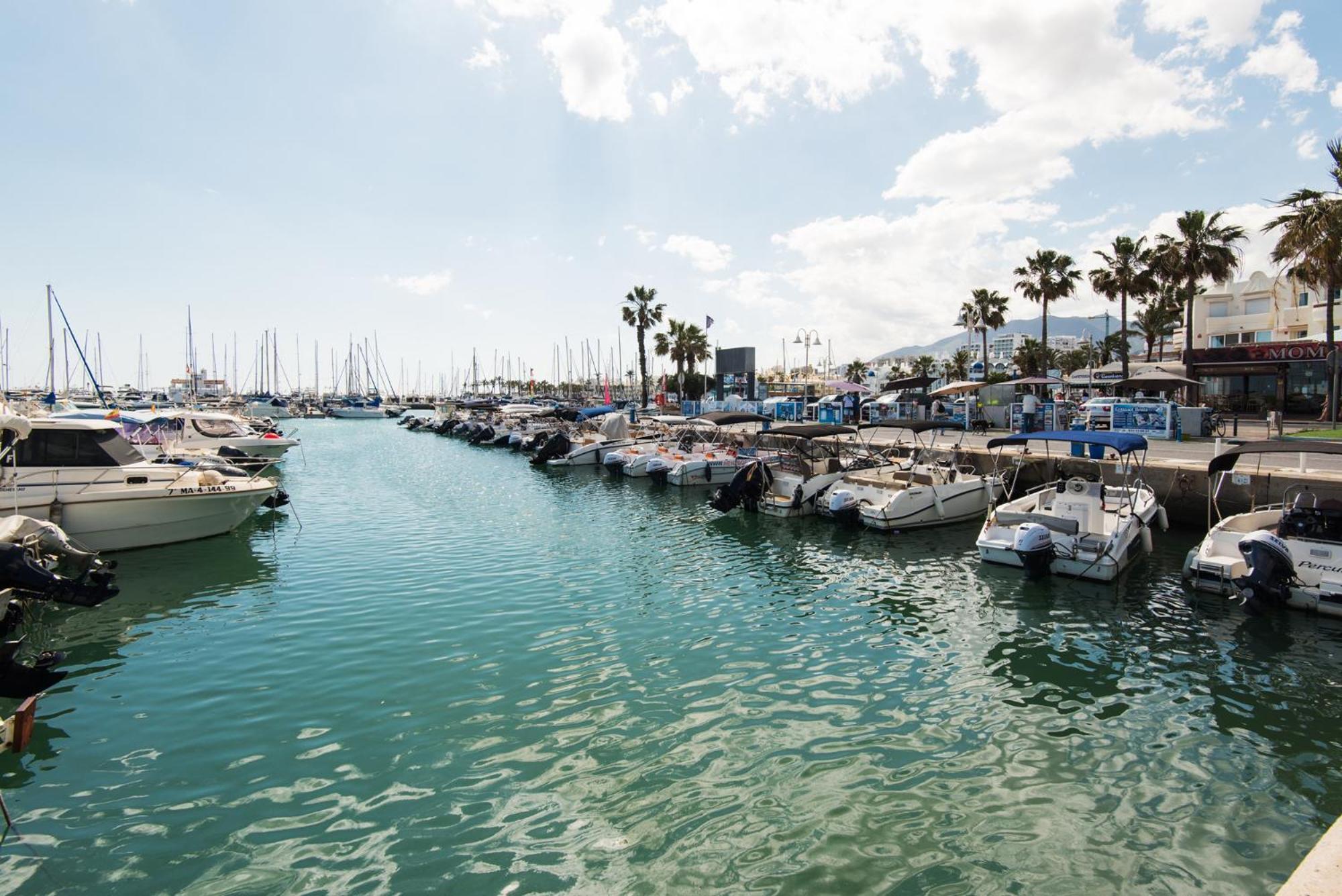 Apartmento En La Pequena Venecia, Puerto Marina Benalmádena Eksteriør billede